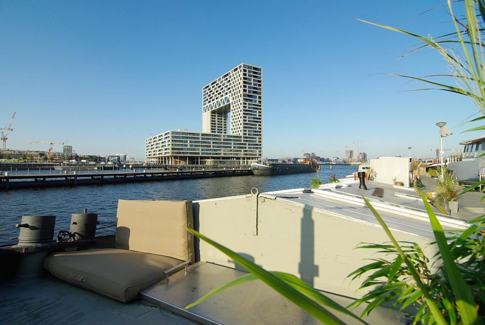 Eco HouseBoat Hotel in Amsterdam