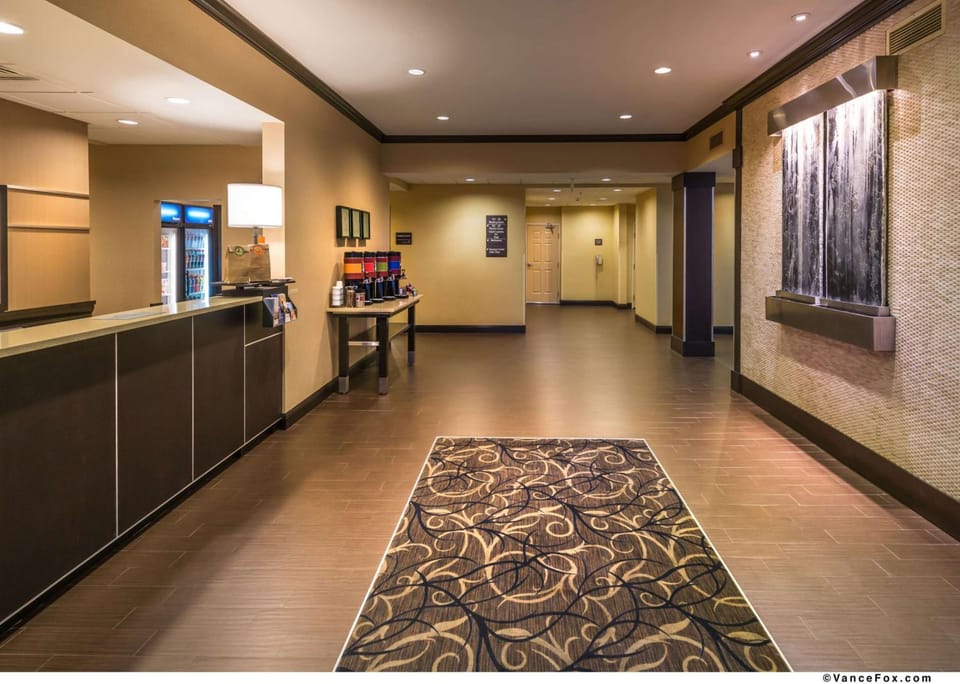 Hampton Inn & Suites Reno Hotel in Reno