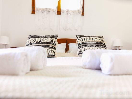 Bental's Dream Place with Lake and Sea View Hotel in Crete