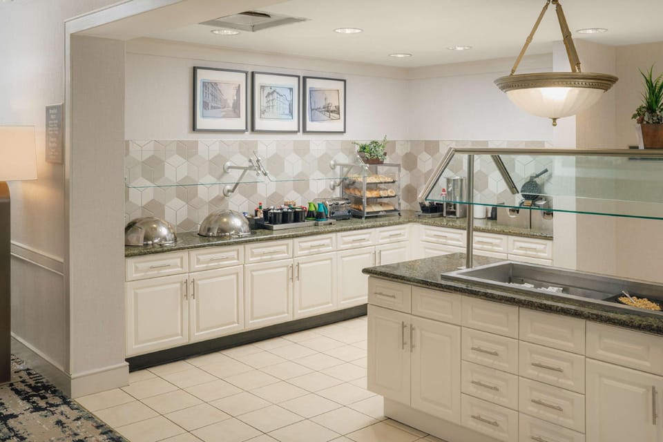 Homewood Suites by Hilton Knoxville West at Turkey Creek Hotel in Farragut