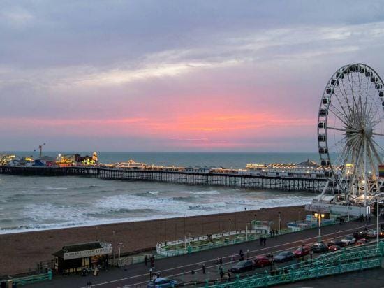 Seaview Regency Apartment with Private Parking Hotel in Brighton