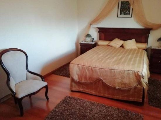 Suite Room 6 in Albarraque, Sintra Between Cascais Hotel in Sintra