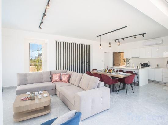 4 Bedroom Villa in Protaras Center | Protaras VIE Bleu Villa Vb3 Hotel in Protaras