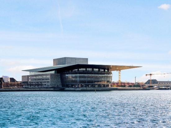 Square - Spacious 6-Bdr Apt Near Nyhavn Hotel in Copenhagen