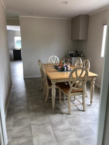 Hunua Ranges Hotel in Waikato