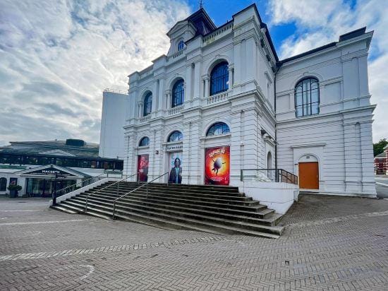 Charming 4-Bedroom Apartment in Central Stavanger Hotel in Stavanger