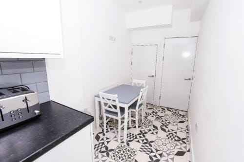 Stylish Ensuite Rooms, Middlesbrough TS5 Hotel in Middlesbrough