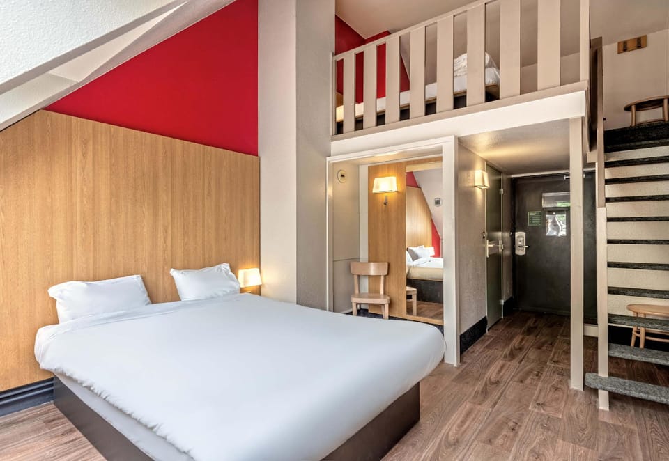 Guestroom