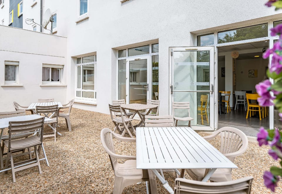 B&B HOTEL Tours Parc Expo St-Avertin Hotel in Tours