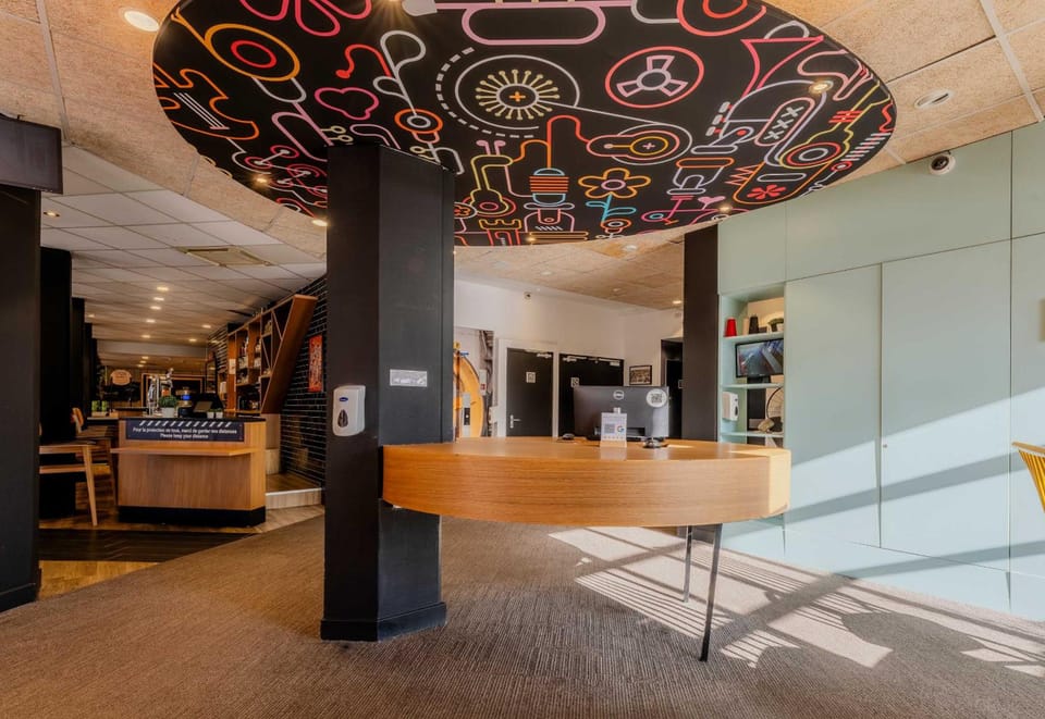 B&B HOTEL Lille Roubaix Centre Grand-Place Hotel in Flanders