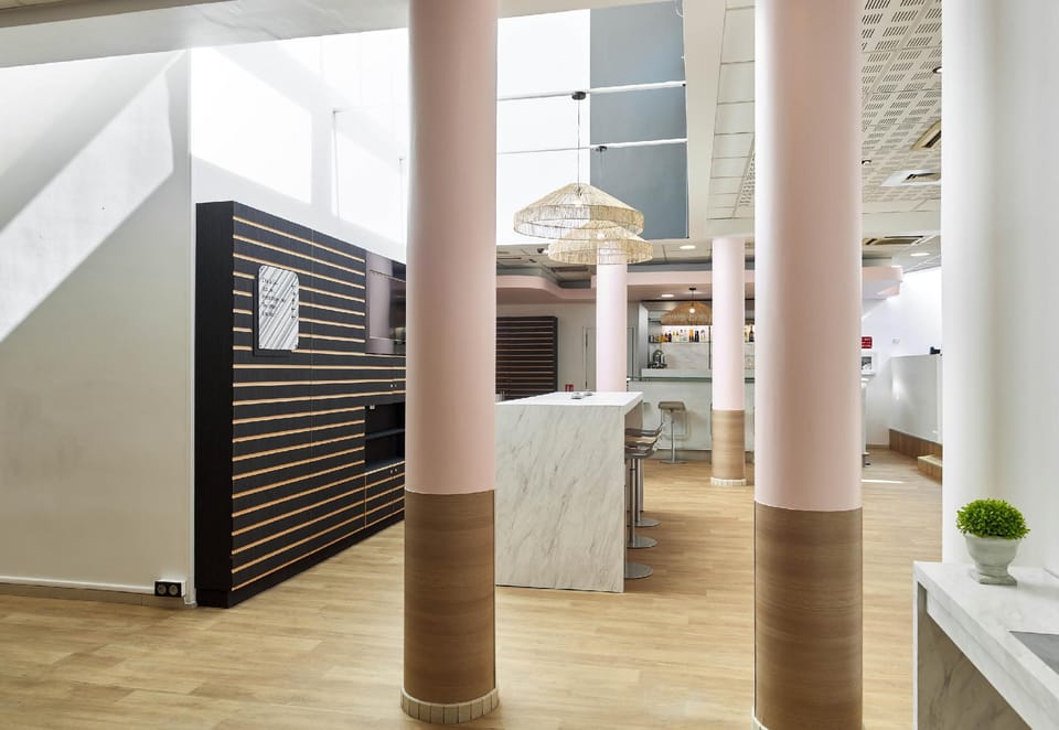 B&B HOTEL Orly Rungis Aeroport 3 etoiles Hotel in Chevilly Larue