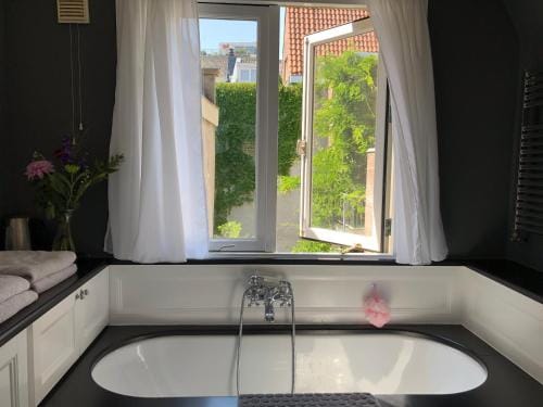 The Lastage Inn - Bed & Breakfast Hotel in Amsterdam