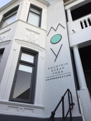 MOY Guesthouse & Backpackers Hotel in Cape Town