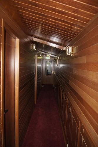 BlackPearl Boat&Breakfast Hotel in Zeeland, Netherlands