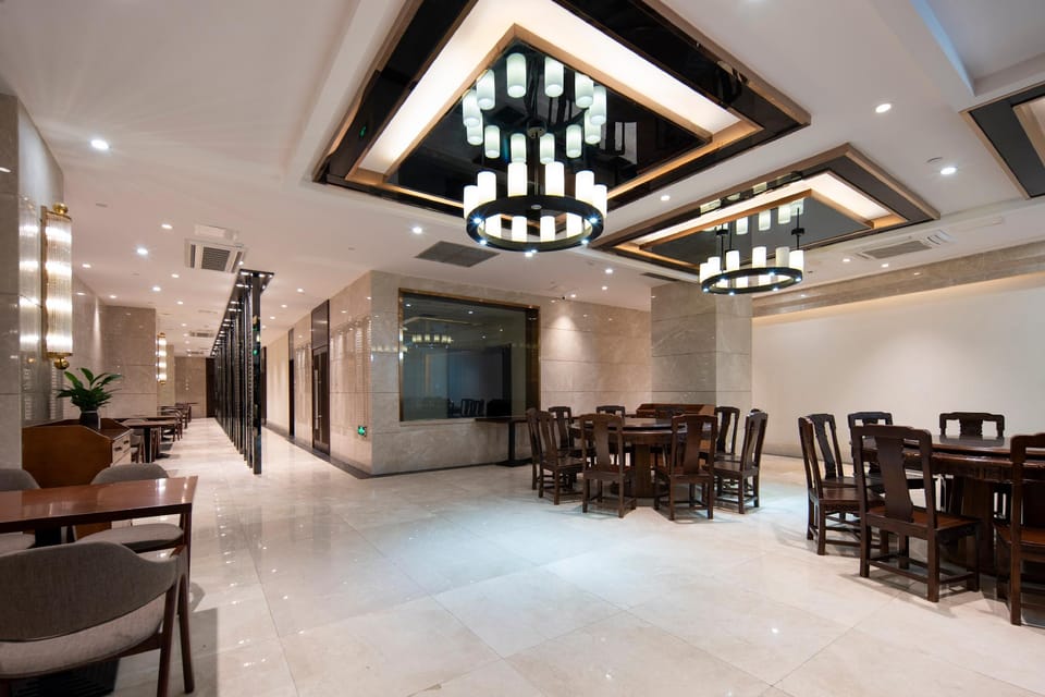 Jinshang Hotel  - Chengdu High-tech Zone Zhangjiasi Metro Station Branch Hotel in Chengdu