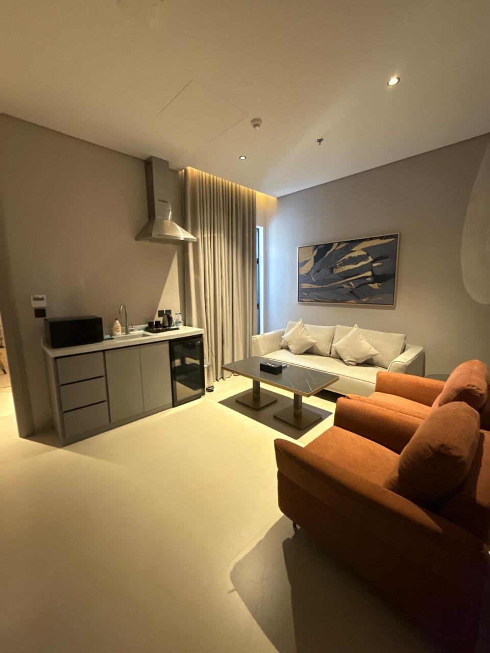 Shared lounge/TV area