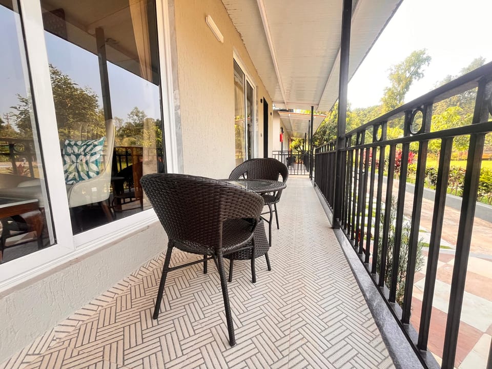 Unwind Karjat Hotel in Maharashtra