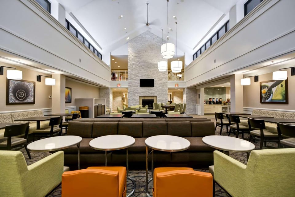 Shared lounge/TV area