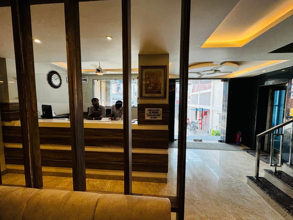 Hotel Majestic Lucknow Hotel in Lucknow