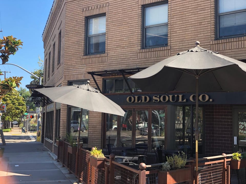 WHOLE Family - WholeVille Hostel in Sacramento