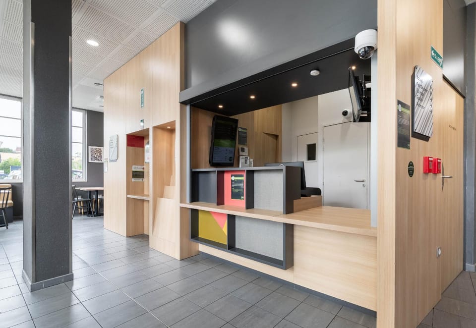 B&B HOTEL Lille Roubaix Campus Gare Hotel in Flanders