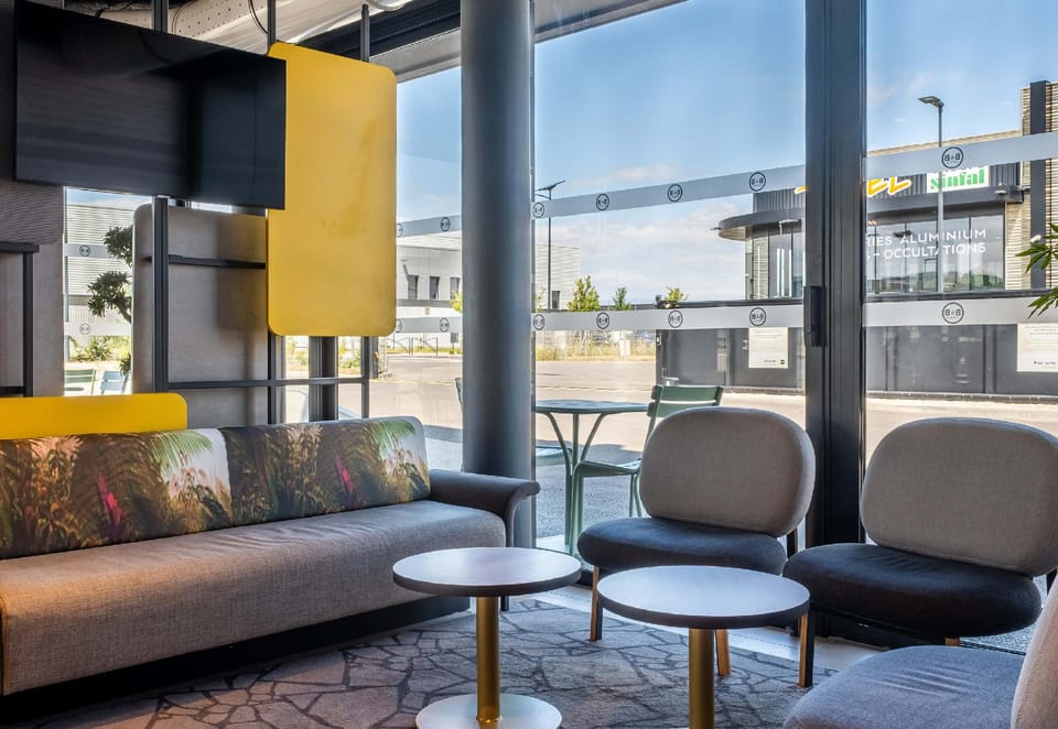 B&B HOTEL Evian Publier Hotel in Haute-Savoie