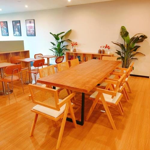 Dengba Inn - Hongqiao Airport Jiuting Metro Station Branch Hostel in Shanghai