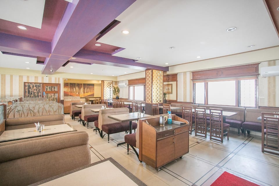 OYO Hotel Aab Hotel in Bengaluru