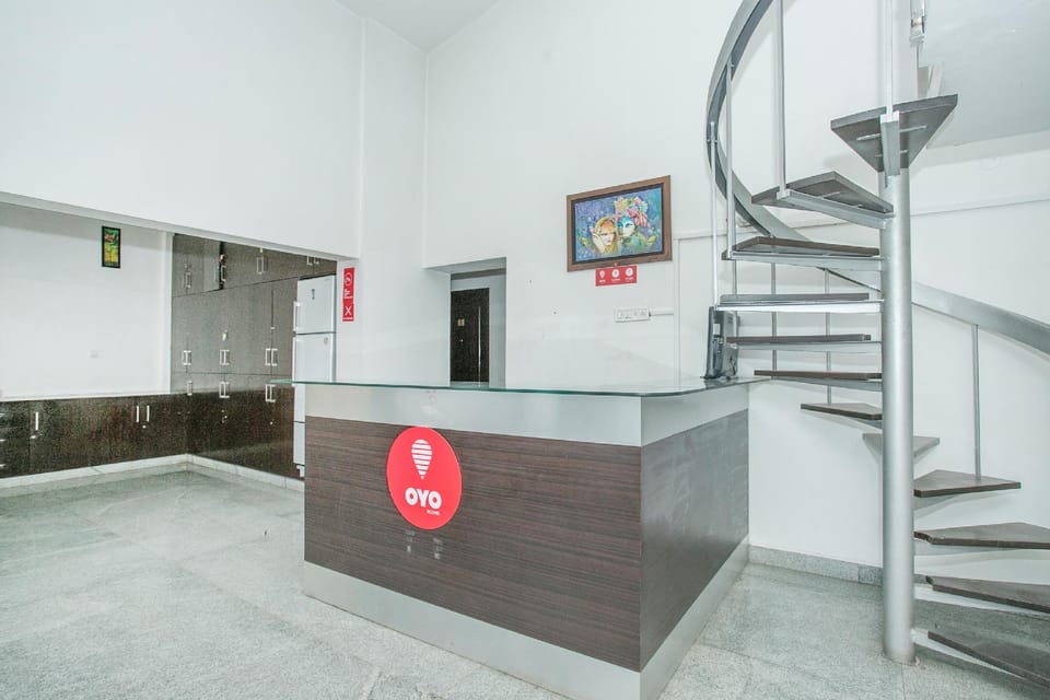 OYO Home Stay Little Lilly Guest Suites Near Lalbagh Botanical Garden Hotel in Bengaluru