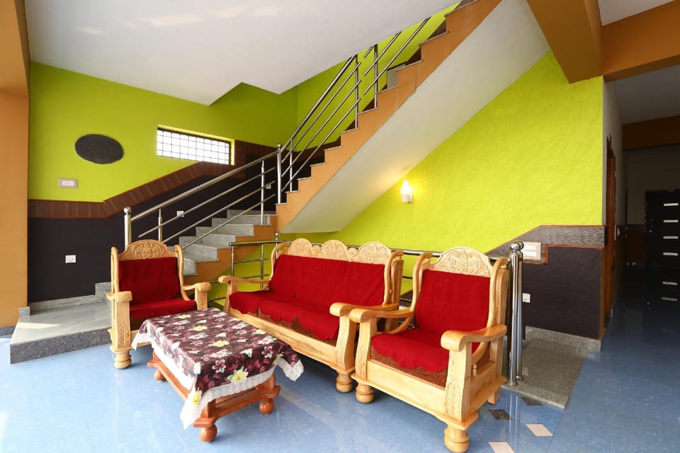 OYO Nanjunda Palace Hotel in Karnataka