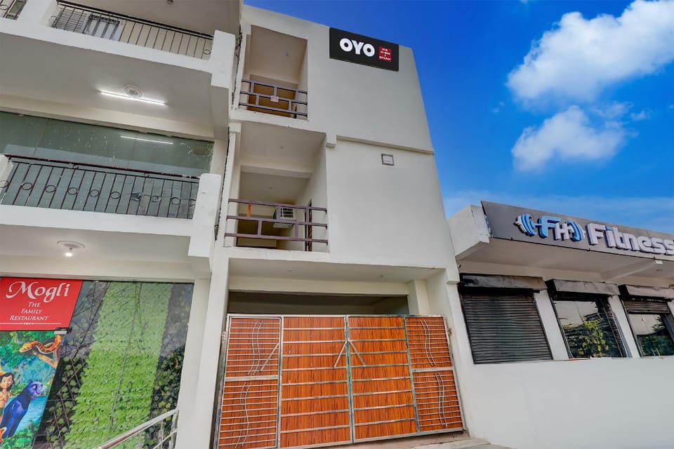 Hotel O The Urban Hotel in Uttar Pradesh