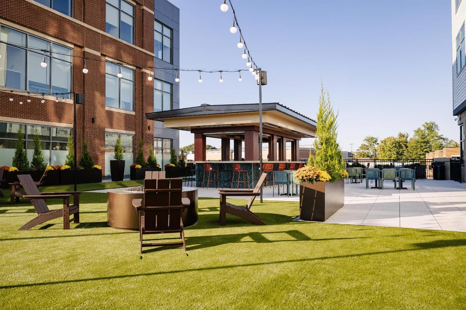 The Hotel Rambler Montgomery, Tapestry Collection by Hilton Hotel in Blue Ash