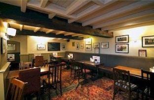 Cross Roads Hotel by Greene King Inns Hotel in Daventry District
