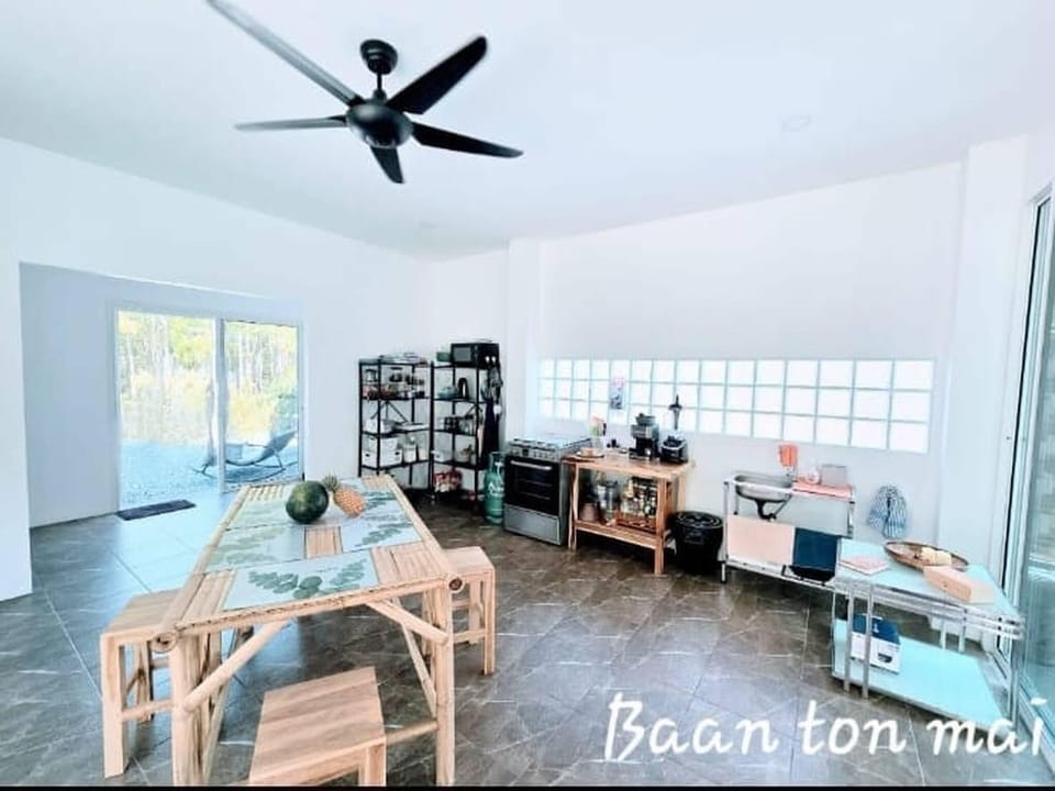 Baan ton mai 2 bedrooms 400 m from the beach Resort in Krabi Changwat