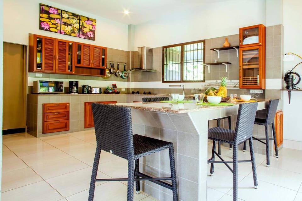 150 m from a paradise beach 3 bedrooms pool Resort in Krabi Changwat