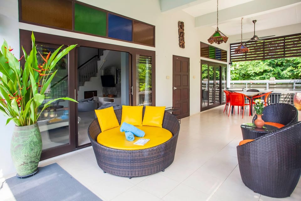 150 m from a paradise beach 3 bedrooms pool Resort in Krabi Changwat