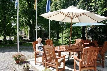 Ravenscourt Guest House Hotel in Scotland