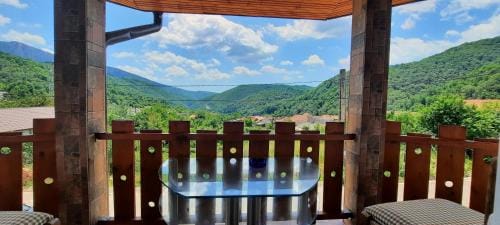 Telteu Florian Hotel in Serbia