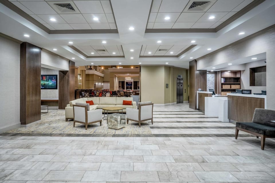 Embassy Suites by Hilton Nashville at Vanderbilt Hotel in Music Row