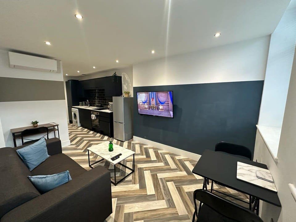 Kings Gate House Apartments Hotel in Huntingdonshire District