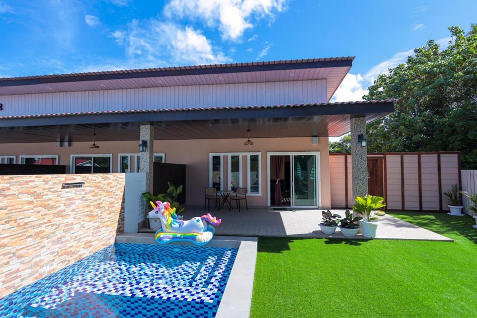 D' Village Cottage 2 - Private Pool Villa Resort in Kedah