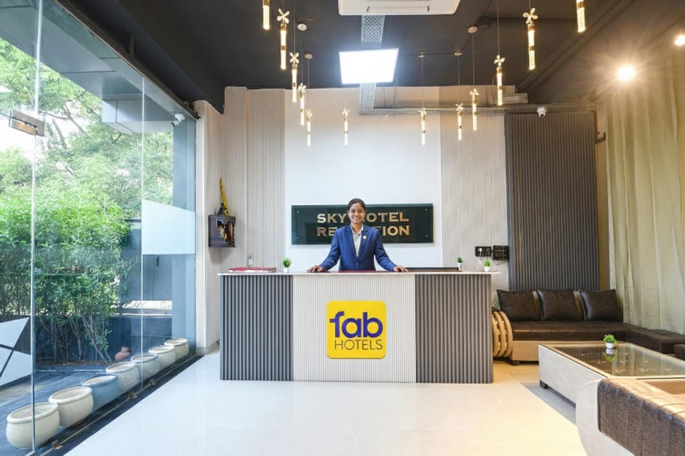 FabHotel Sky I Hotel in Gurugram