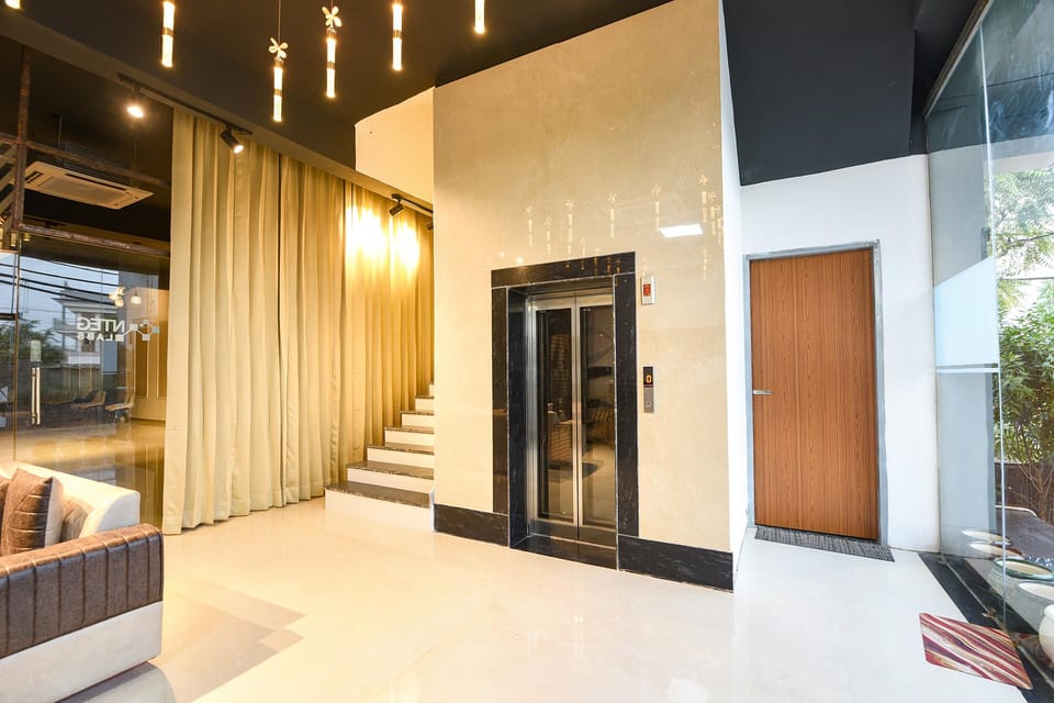 FabHotel Sky I Hotel in Gurugram