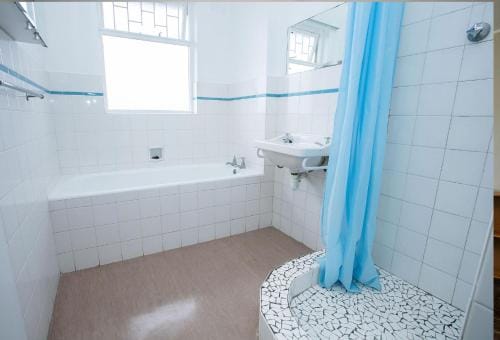 Forest Hill Backpackers Hostel in Cape Town