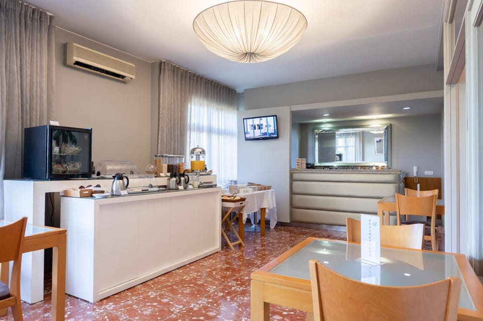 Bar/lounge
