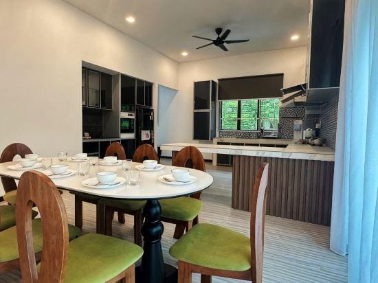 The Luxurious 23 @ GameTopia Villa Hotel in Johor Bahru