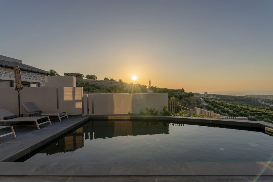 Valley View Villas - With 3 Pools Resort in Crete