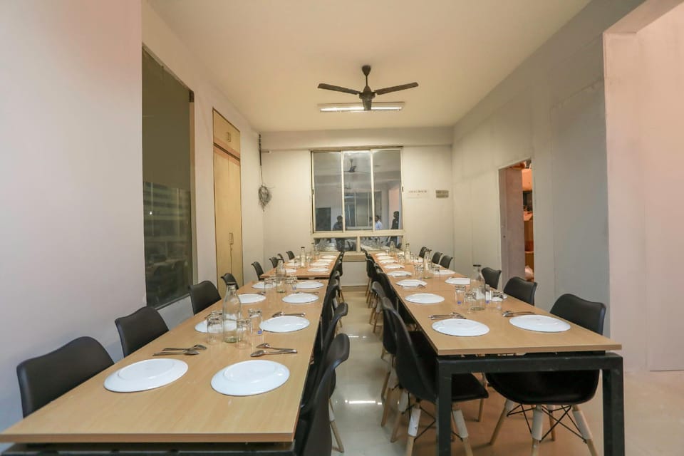 SilverKey Executive Stays 39622 Mayfair Tower Hotel in Kolkata