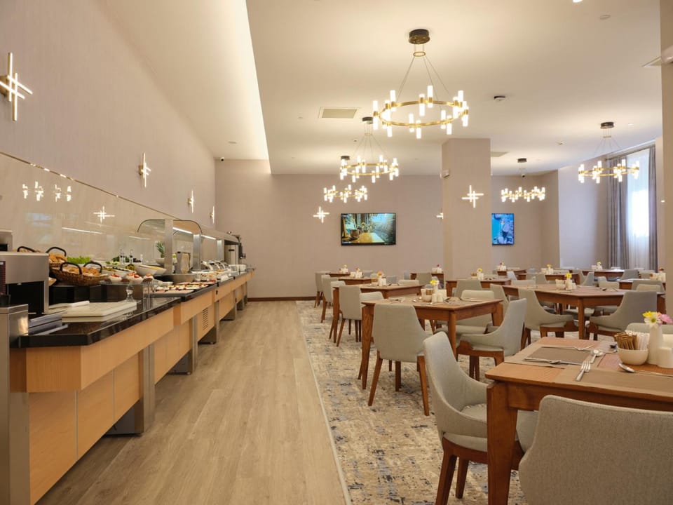 The Central Point Hotel Baku Hotel in Baku
