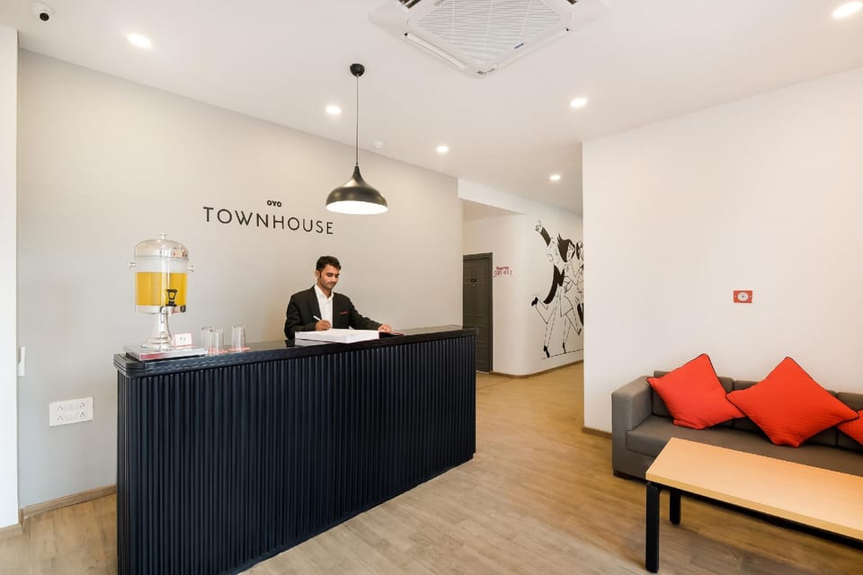 Townhouse The Awadh Airport Hotel in Lucknow